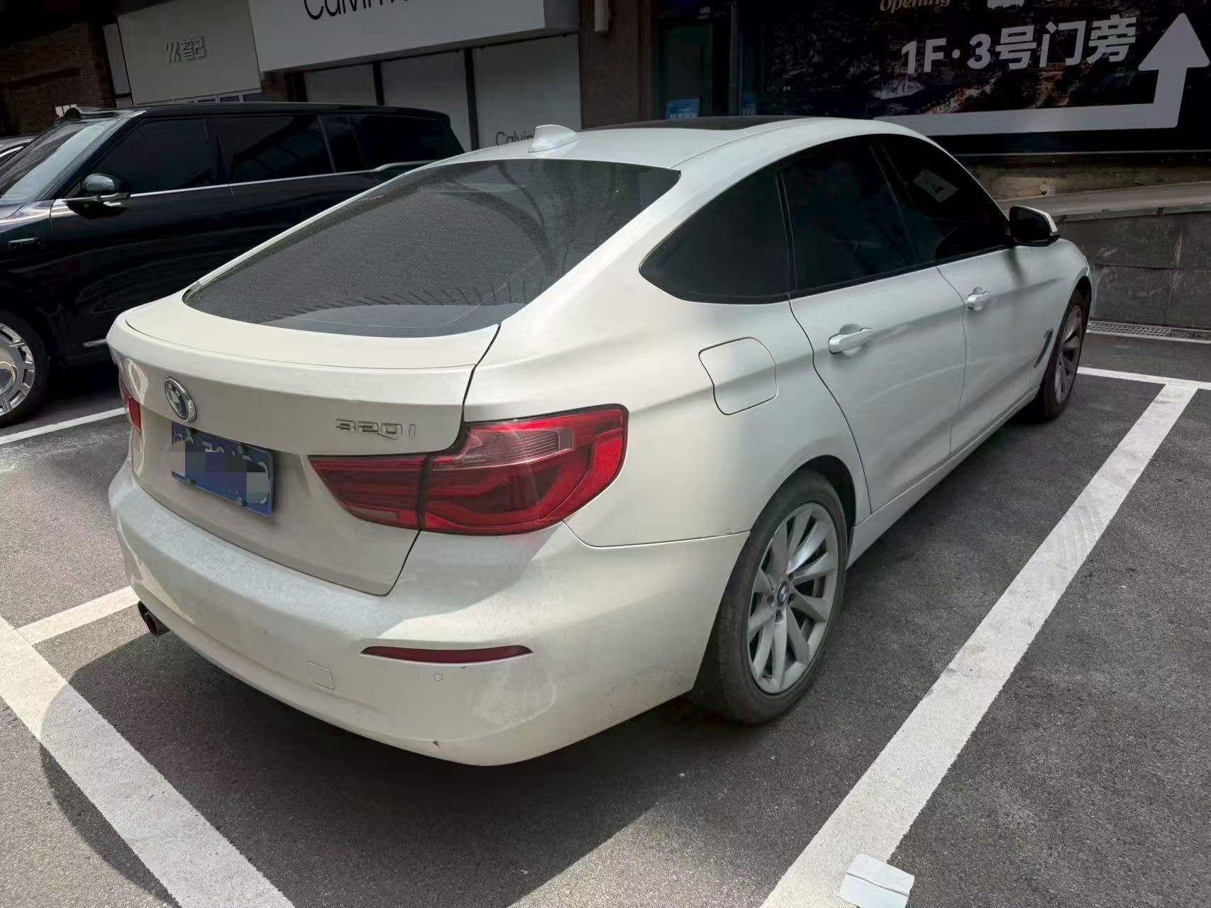 BMW 3 Series GT 2017 #9 BMW 3 Series GT 2017 car image #9