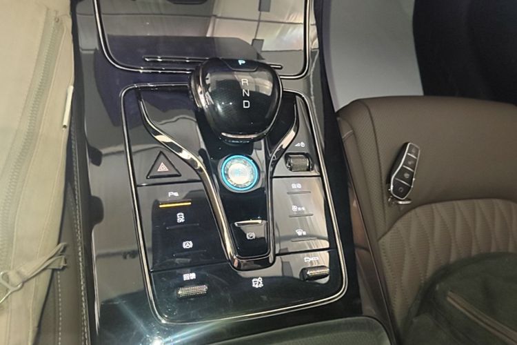 BYD Han 2022 car image #14