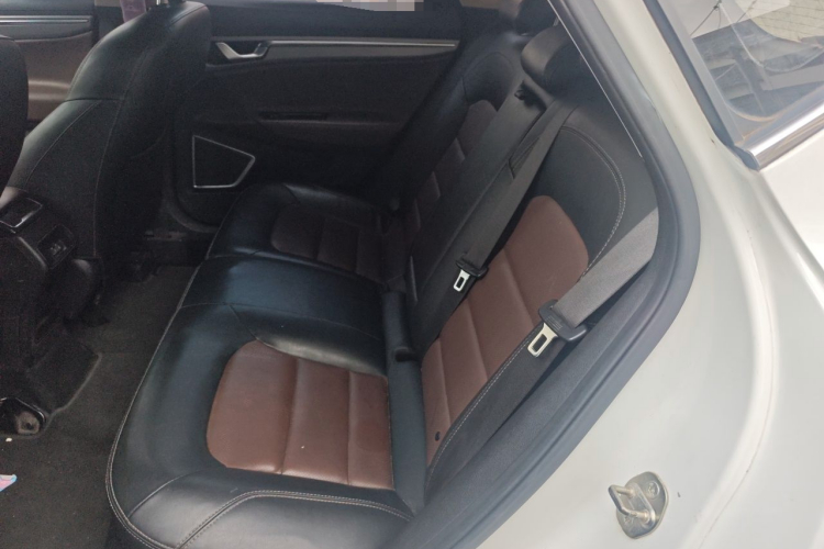 GEELY Emgrand GS 2019 #14 GEELY Emgrand GS 2019 car image #14