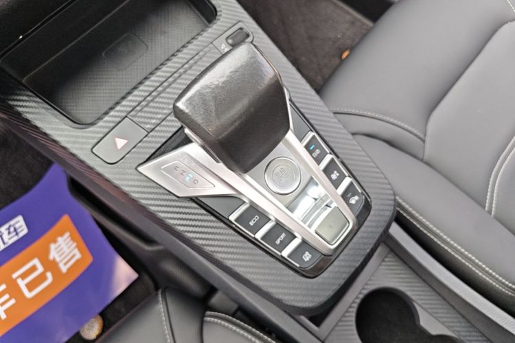 BYD Yuan New Energy 2019 imagen de coche #14