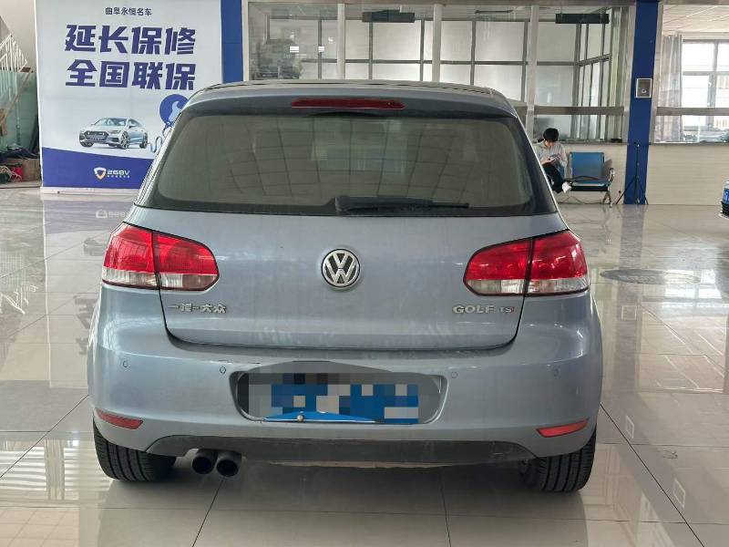 Volkswagen Golf 2011 car image #5