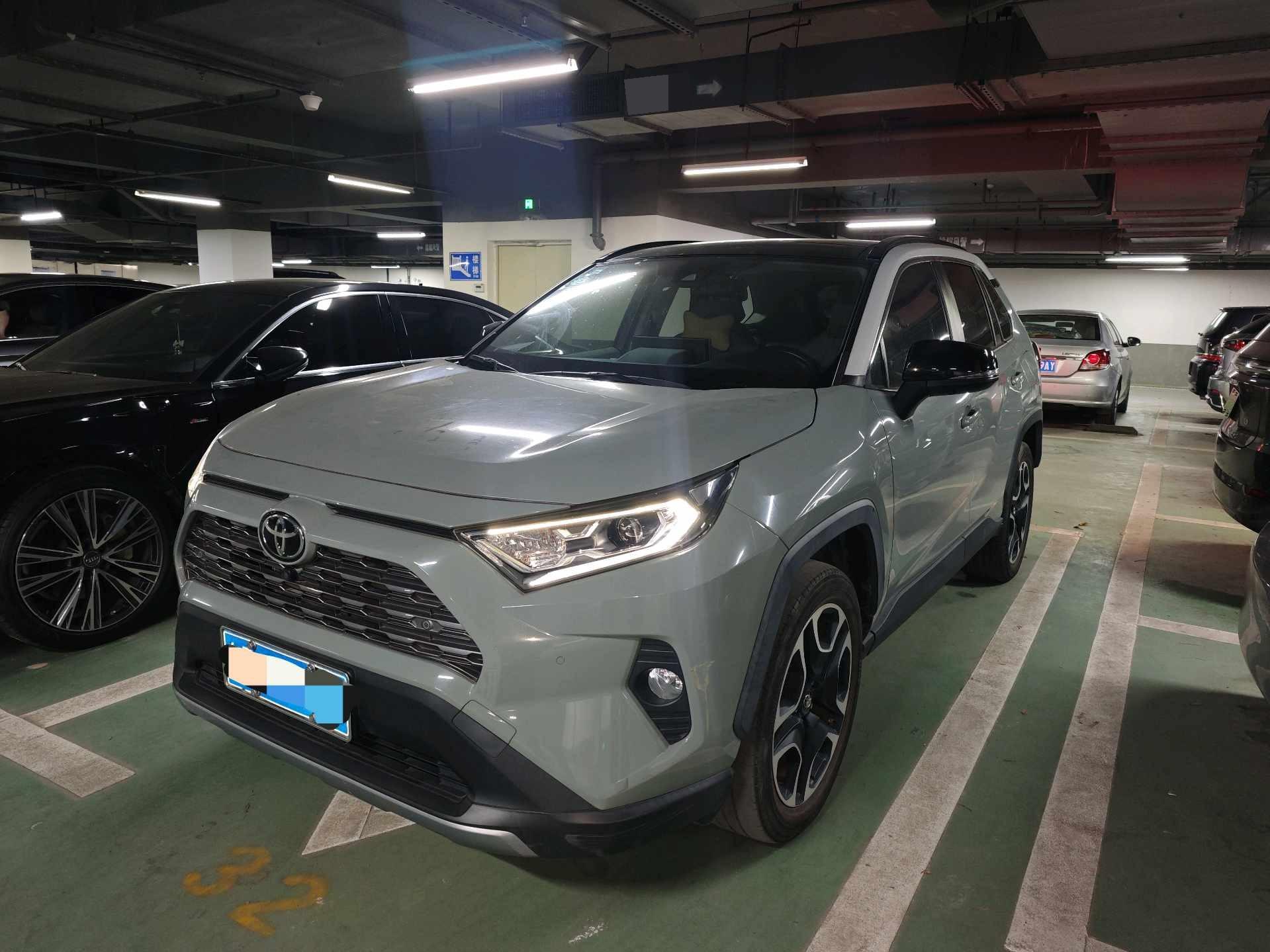 Toyota RAV4 2020 imagem de carro 