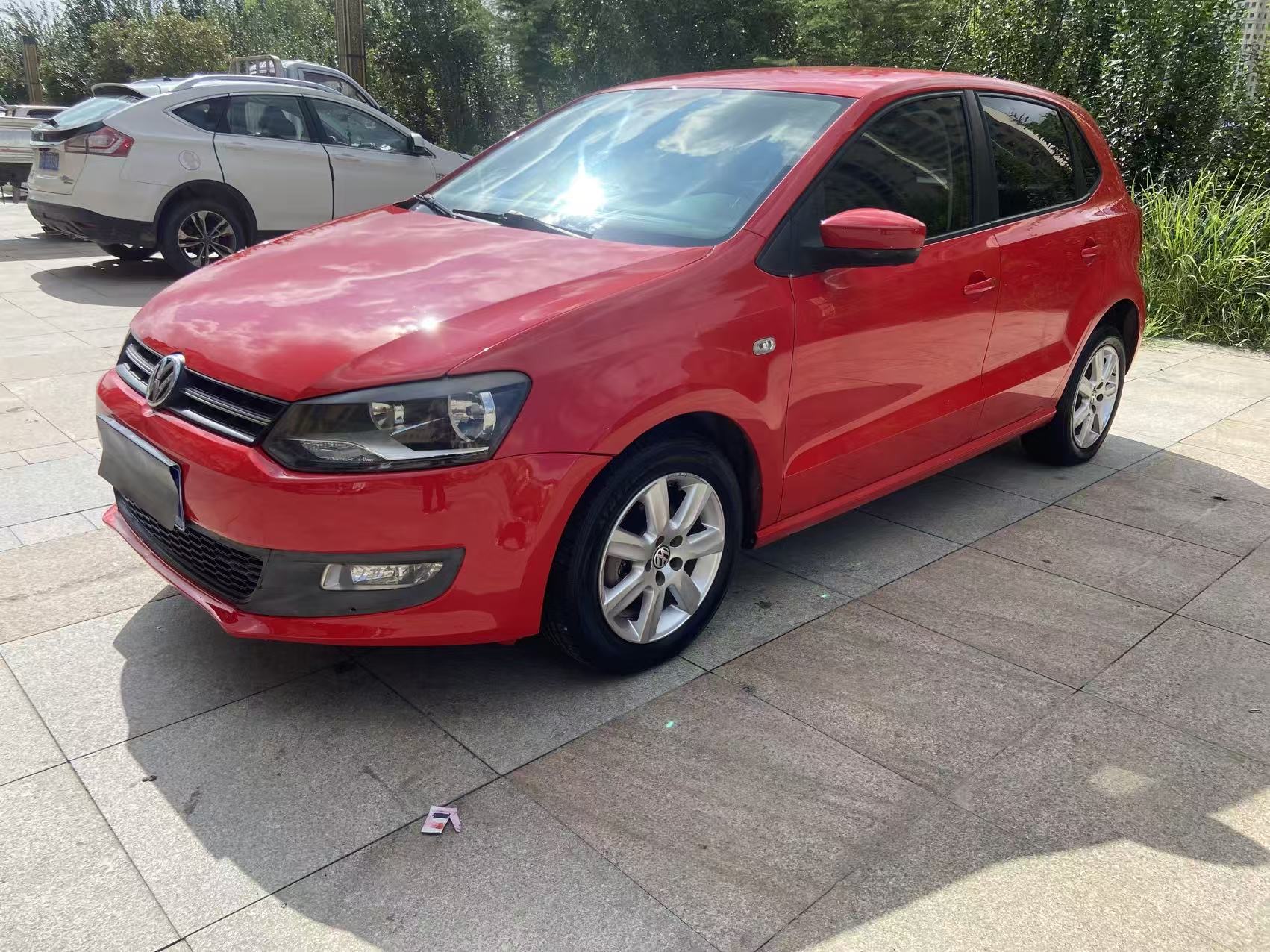 Volkswagen Polo 2014 car image 