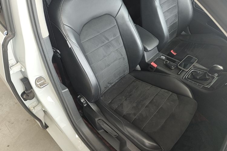 Volkswagen Golf 2018 #24 Volkswagen Golf 2018 car image #24
