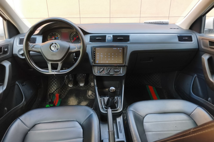 Volkswagen Santana 2021 car image #10