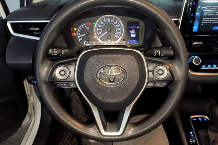 Toyota Corolla 2023 car image #11