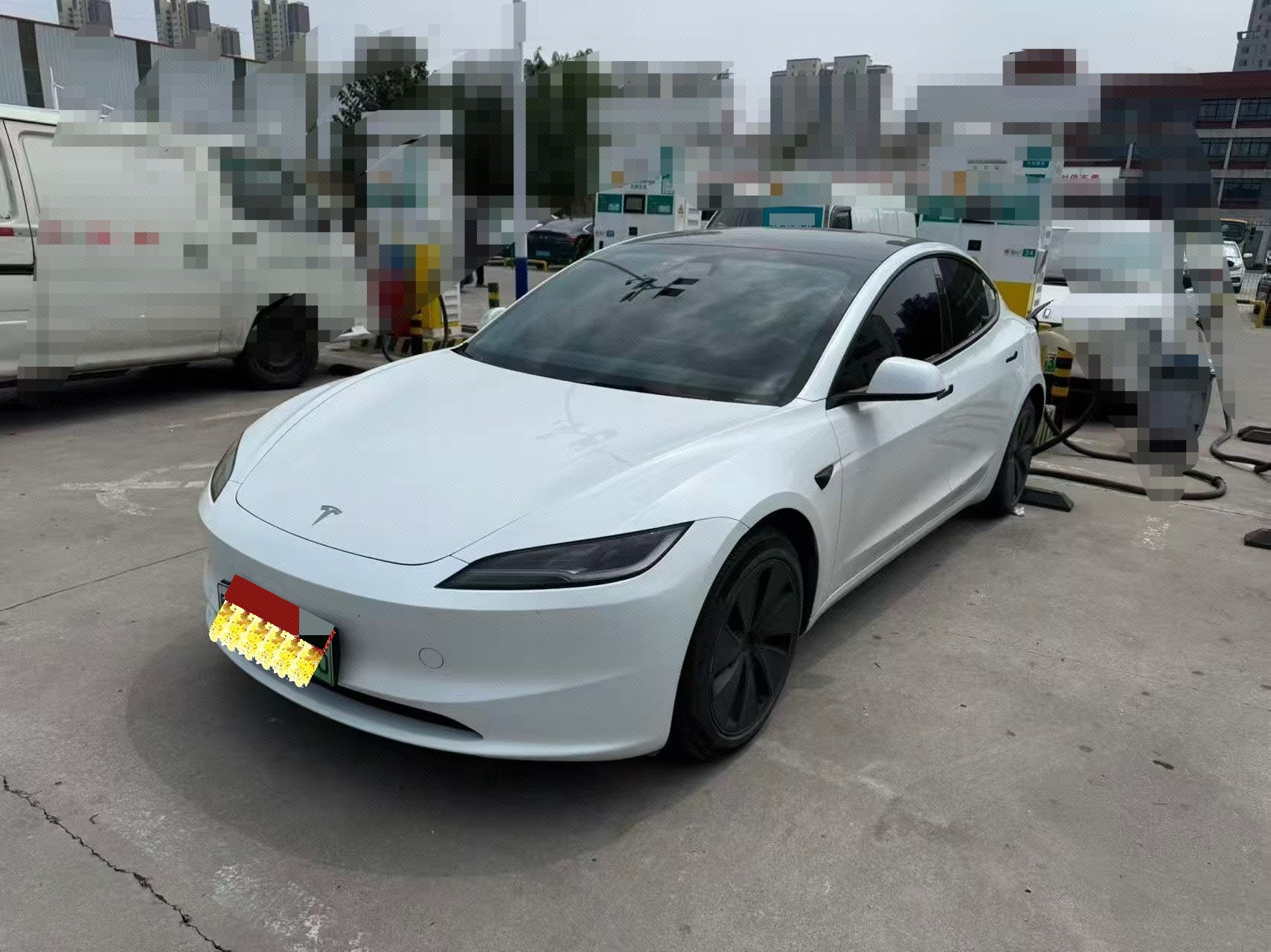 Tesla Model 3 2024 car image 
