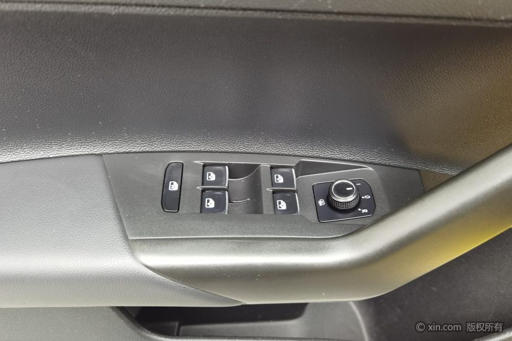 Volkswagen Polo 2020 car image #22
