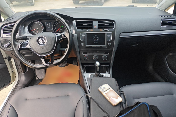 Volkswagen Golf 2017 imagen de coche #10