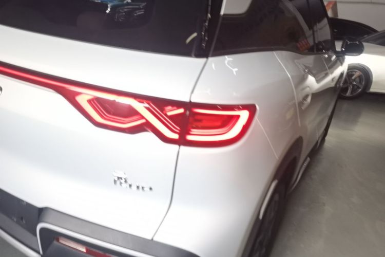 BYD YuanUP 2024 #8 BYD YuanUP 2024 immagine di auto #8