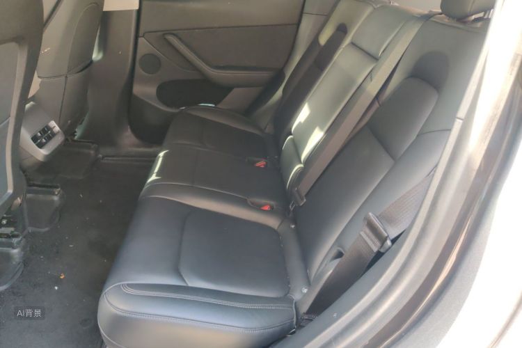 Tesla Model Y 2022 #19 Tesla Model Y 2022 car image #19