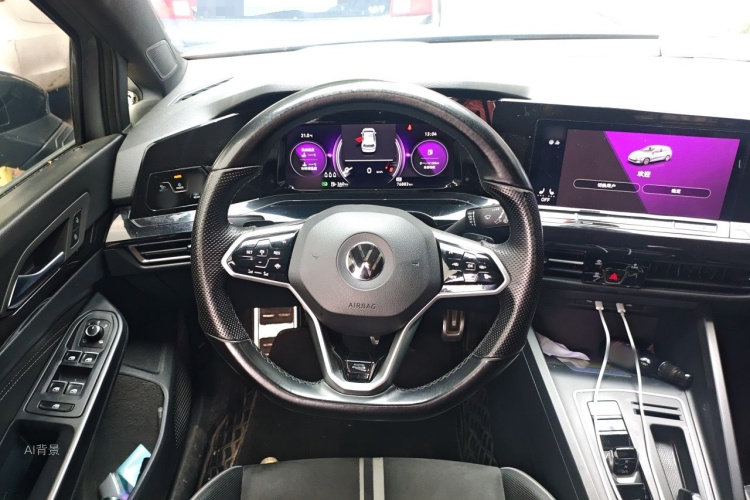 Volkswagen Golf 2021 car image #12
