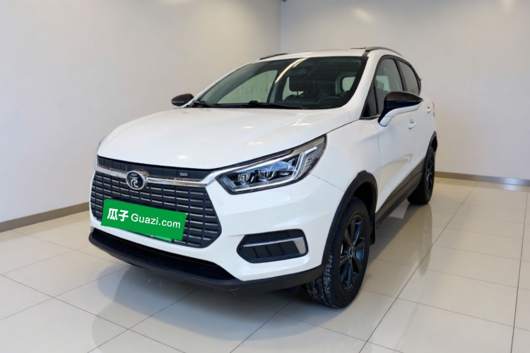 BYD Yuan New Energy 2020 car image #2