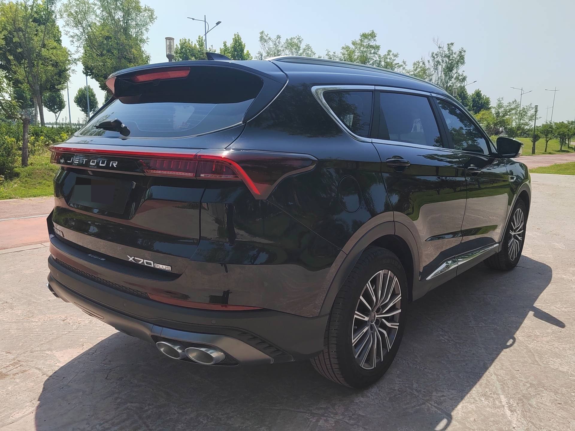 Jetour X70 PLUS 2025 #4 Jetour X70 PLUS 2025 car image #4