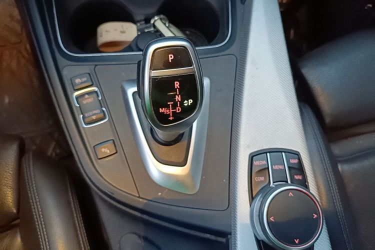 BMW 3 Series GT 2019 #14 BMW 3 Series GT 2019 immagine di auto #14