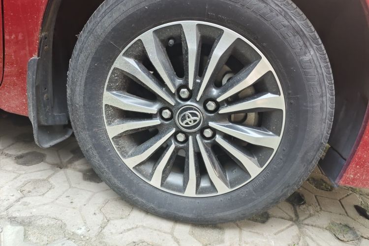 Toyota Corolla 2019 immagine di auto #9