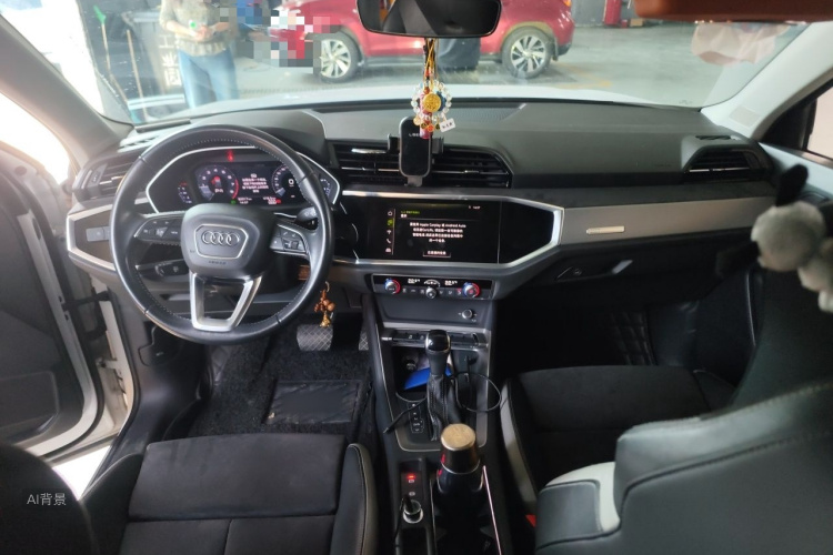 Audi Q3 2019 #11 Audi Q3 2019 car image #11