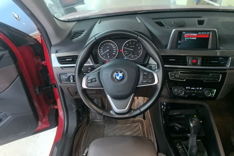 BMW X1 2017 car image #11