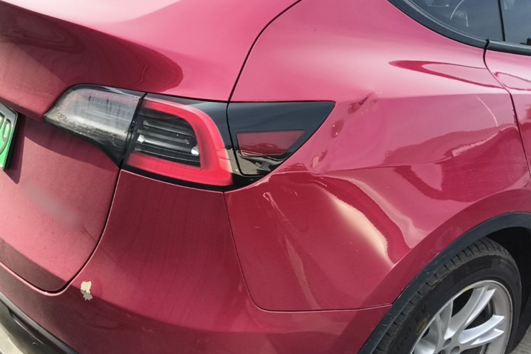 Tesla Model Y 2022 #8 Tesla Model Y 2022 car image #8