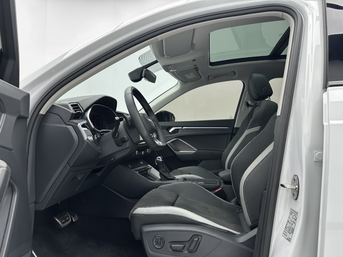 Audi Q3 2023 #5 Audi Q3 2023 car image #5