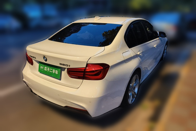 BMW 3 Series 2017 #5 BMW 3 Series 2017 car image #5