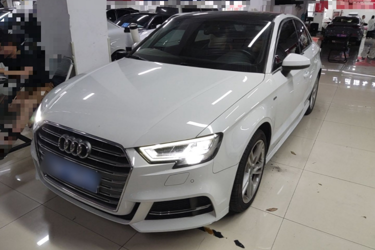 Audi A3 2021 car image #2