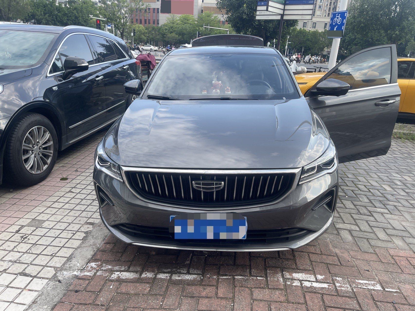 GEELY Emgrand 2023 #2 GEELY Emgrand 2023 car image #2