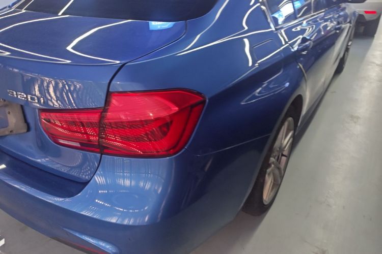 BMW 3 Series 2017 car image #8