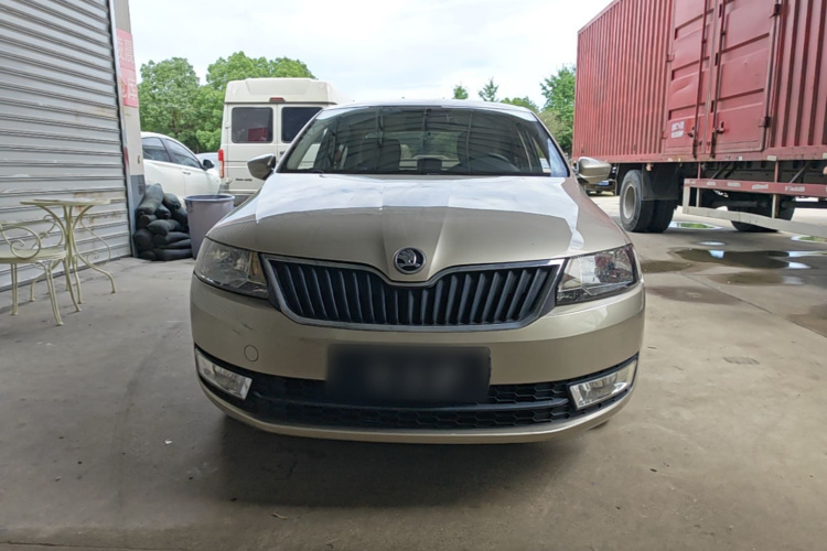 Skoda Rapid 2016 #3 Skoda Rapid 2016 car image #3