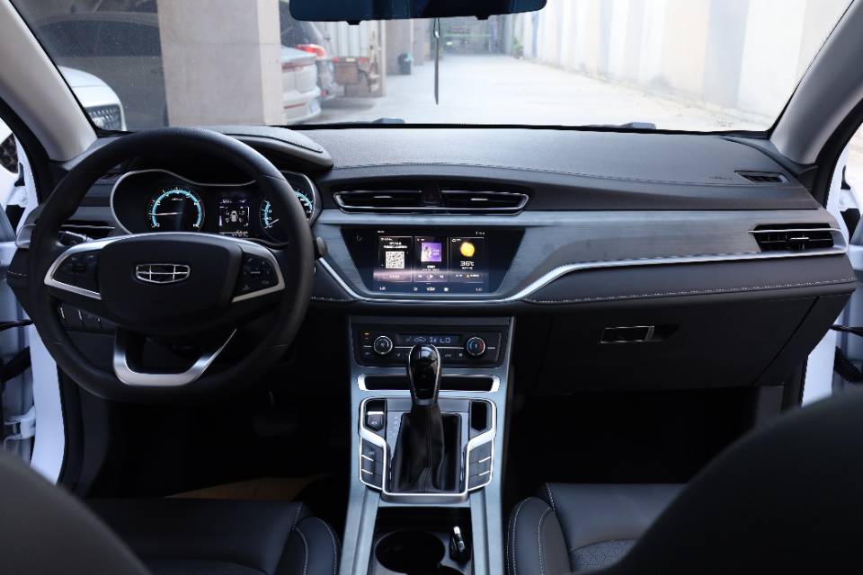 GEELY Emgrand 2022 #9 GEELY Emgrand 2022 car image #9