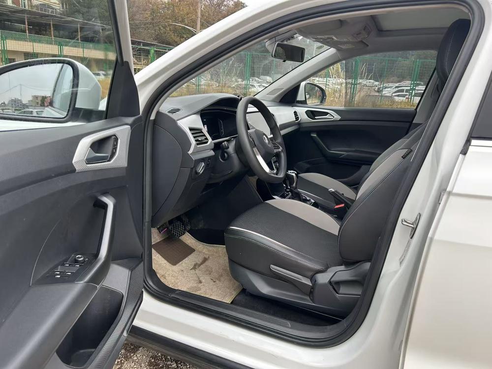 Volkswagen Tacqua 2023 immagine di auto #8