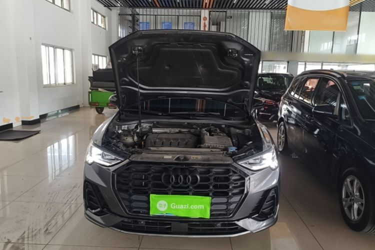 Audi Q3 2023 #20 Audi Q3 2023 car image #20