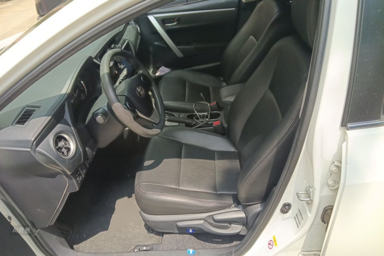 Toyota Corolla 2017 car image #17