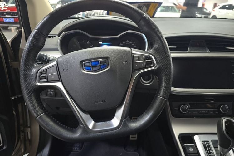GEELY Emgrand GS 2019 car image #11
