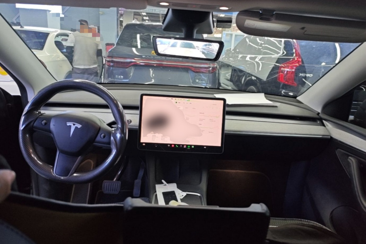 Tesla Model Y 2023 #10 Tesla Model Y 2023 immagine di auto #10