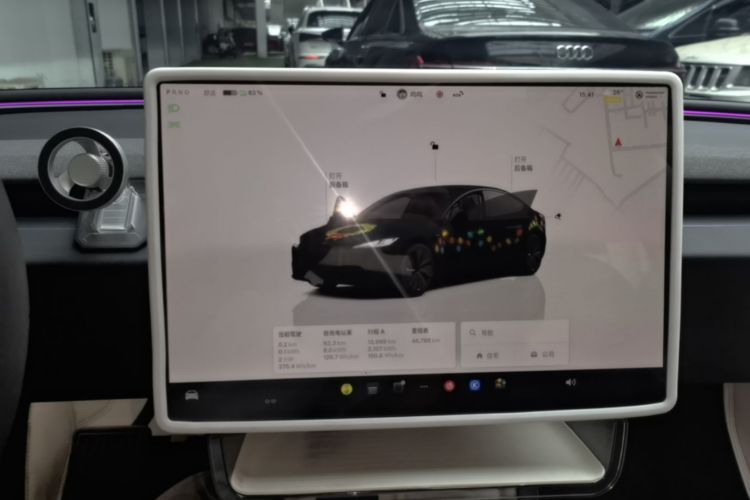 Tesla Model 3 2024 car image #17
