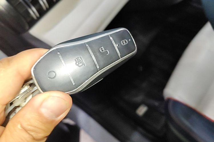 BYD Yuan Plus 2023 immagine di auto #9