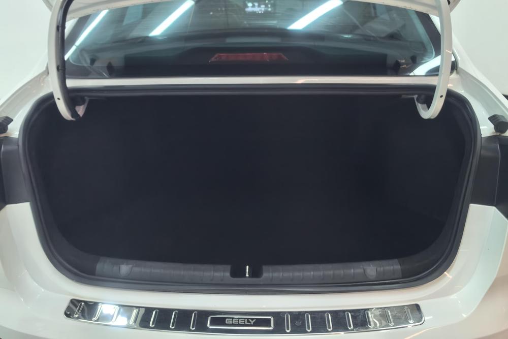 GEELY Emgrand 2021 #17 GEELY Emgrand 2021 car image #17