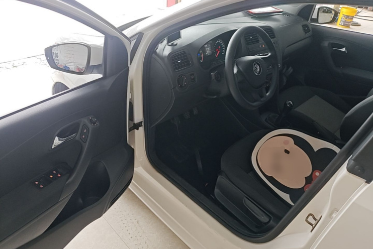 Volkswagen Polo 2016 #16 Volkswagen Polo 2016 car image #16