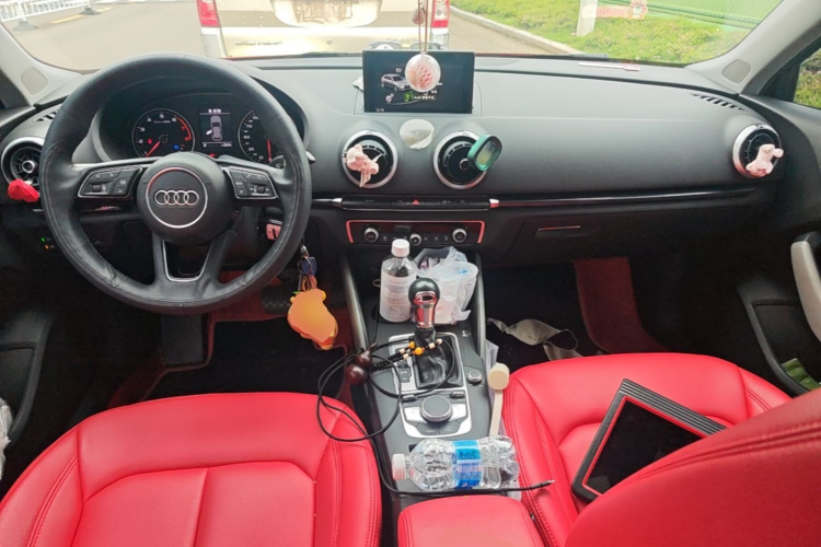 Audi A3 2019 image de voiture #10