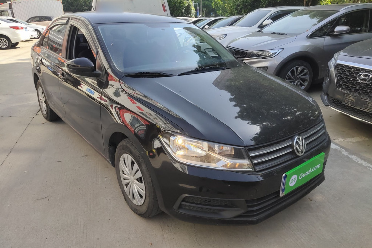 Volkswagen Santana 2021 صورة سيارة #4