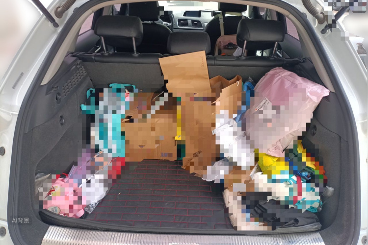 Audi Q3 2015 car image #21