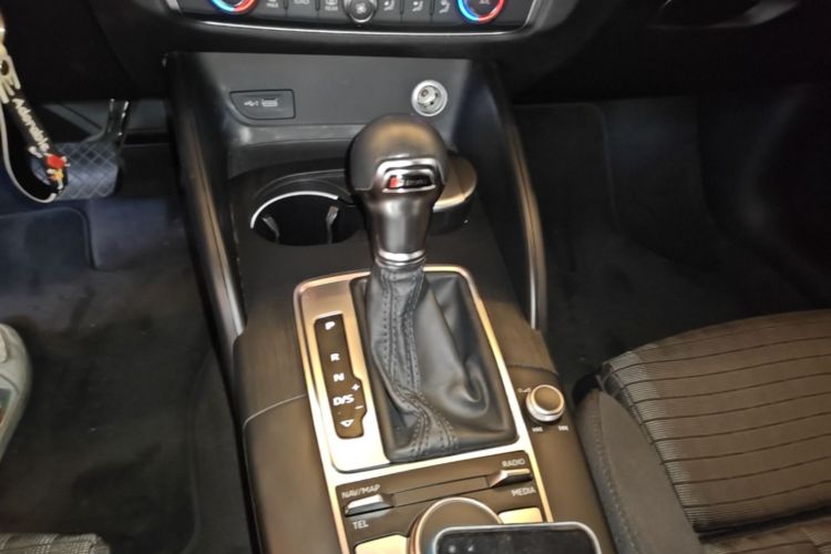 Audi A3 2018 #16 Audi A3 2018 car image #16