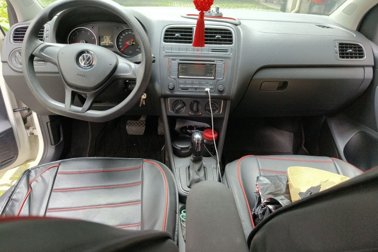 Volkswagen Polo 2015 #7 Volkswagen Polo 2015 car image #7