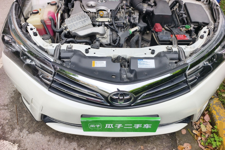 Toyota Corolla 2017 immagine di auto #18