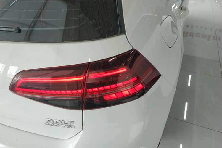 Volkswagen Golf 2018 #8 Volkswagen Golf 2018 car image #8