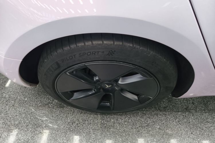 Tesla Model 3 2022 immagine di auto #10