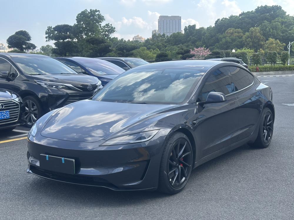 Tesla Model 3 2024 Tesla Model 3 2024 car image