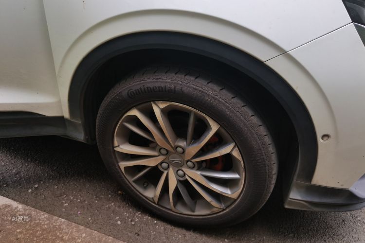 GEELY Coolray 2019 car image #9