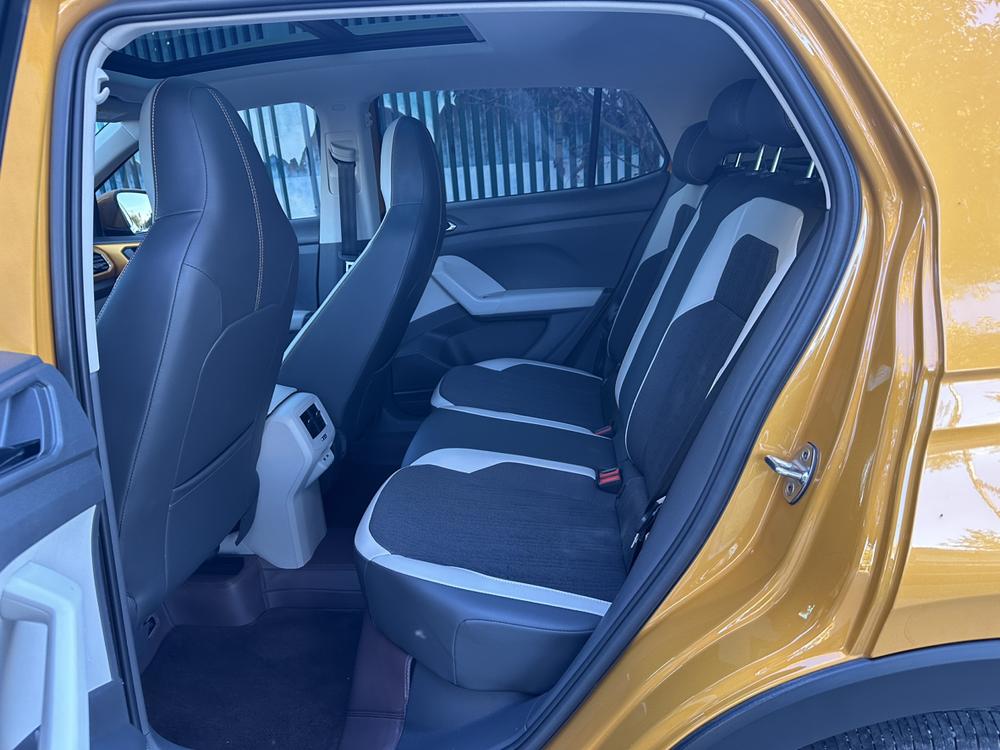 Volkswagen T-Cross 2023 #16 Volkswagen T-Cross 2023 car image #16